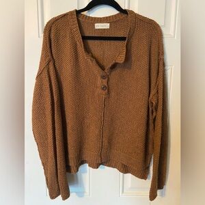 Great condition henley sweater